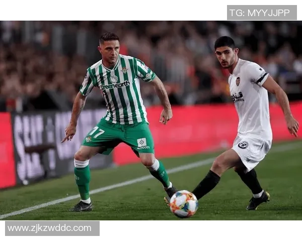 美职联球星风采：探索美国足球联赛中的顶级球员与他们的精彩表现